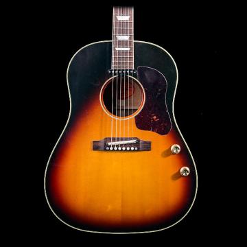 Custom Gibson Limited Edition J160e 1962 Reissue VOS w/ Case - Pre-owned in excellent condition!