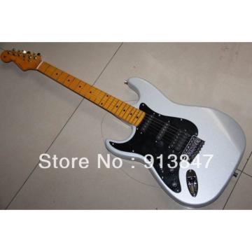 American Lefty Silver Fender Stratocaster Guitar