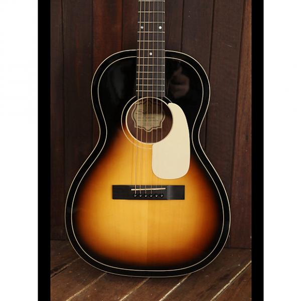 Custom *NEW ARRIVAL* Silvertone 604AVS Parlor Vintage Sunburst Acoustic Guitar