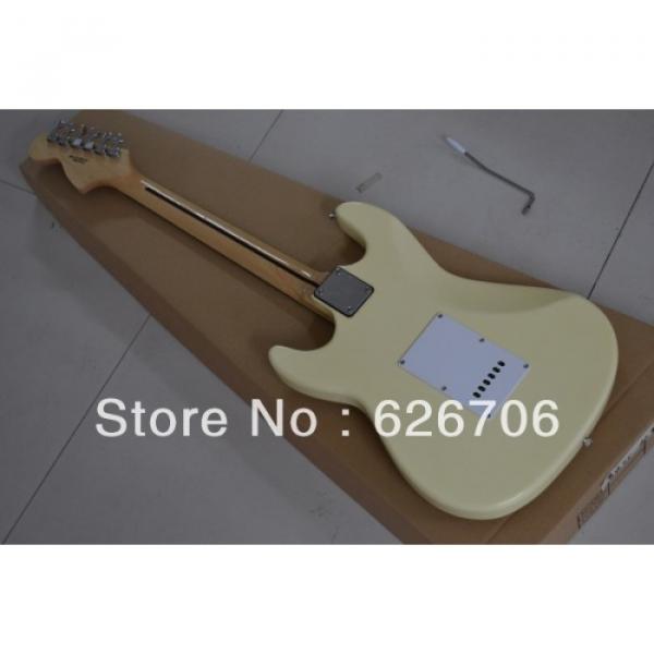 Rosewood Fender Yngwie Malmsteen Stratocaster Guitar