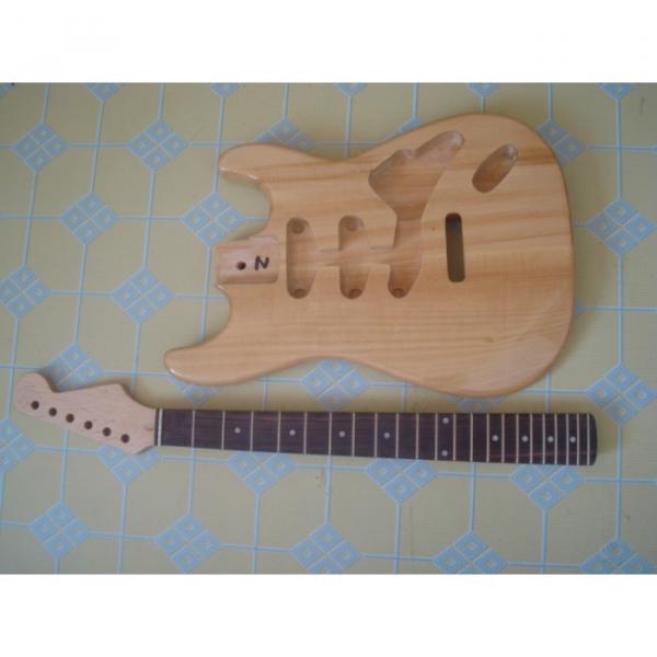 Custom Strat Fender Unfinished Guitar Kit