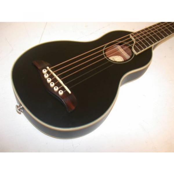 Washburn Rover RO10 Travel Guitar with Case, Solid Spruce Top, Black, RO10B